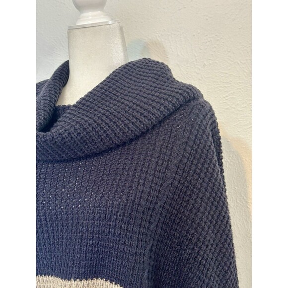 THML Woman Size S Two Tone Knit Poncho Boho Minimalist Lagenlook Coastal Grandma - Picture 4 of 12